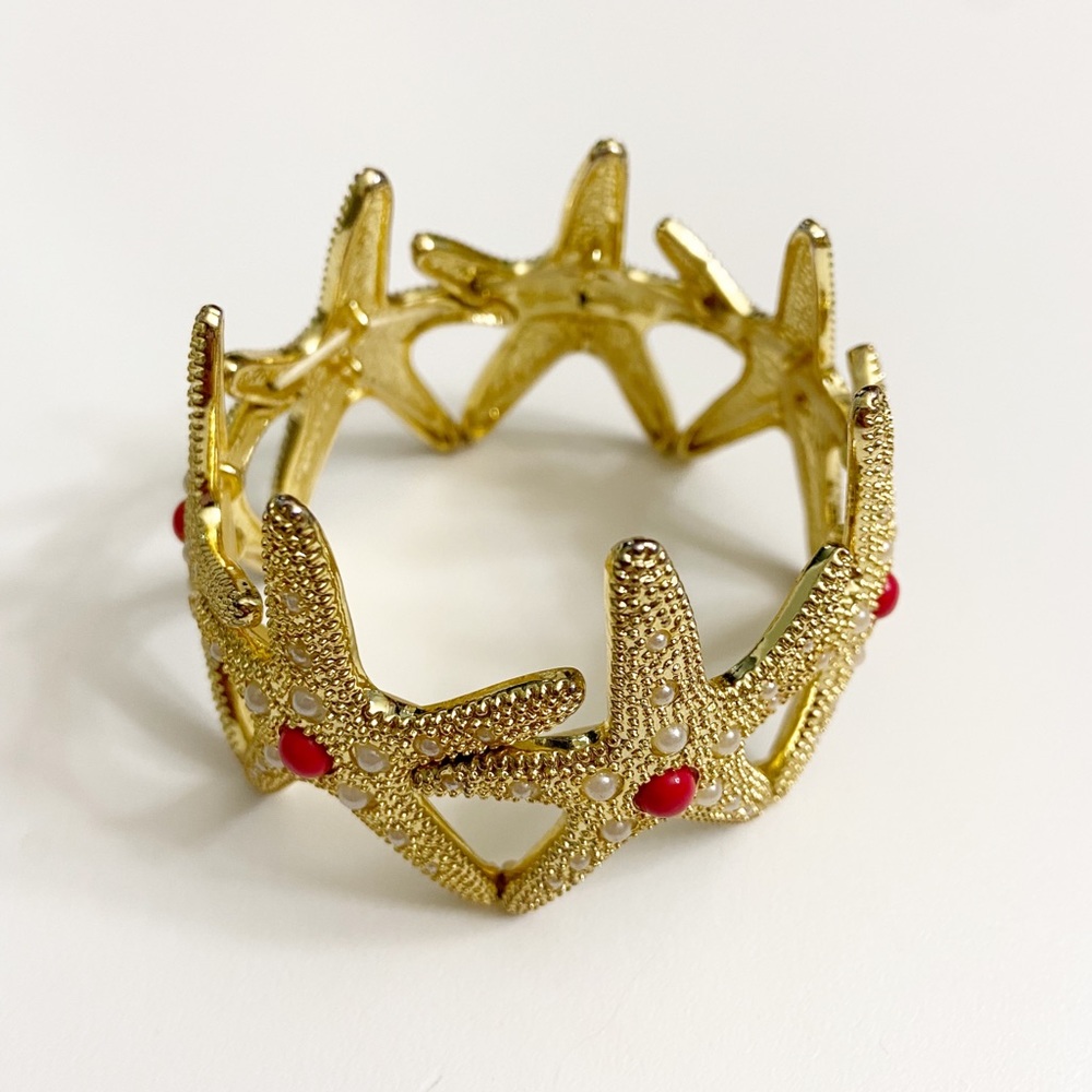 LILLY PULITZER Gold Starfish Stretch Bracelet Faux Pearls